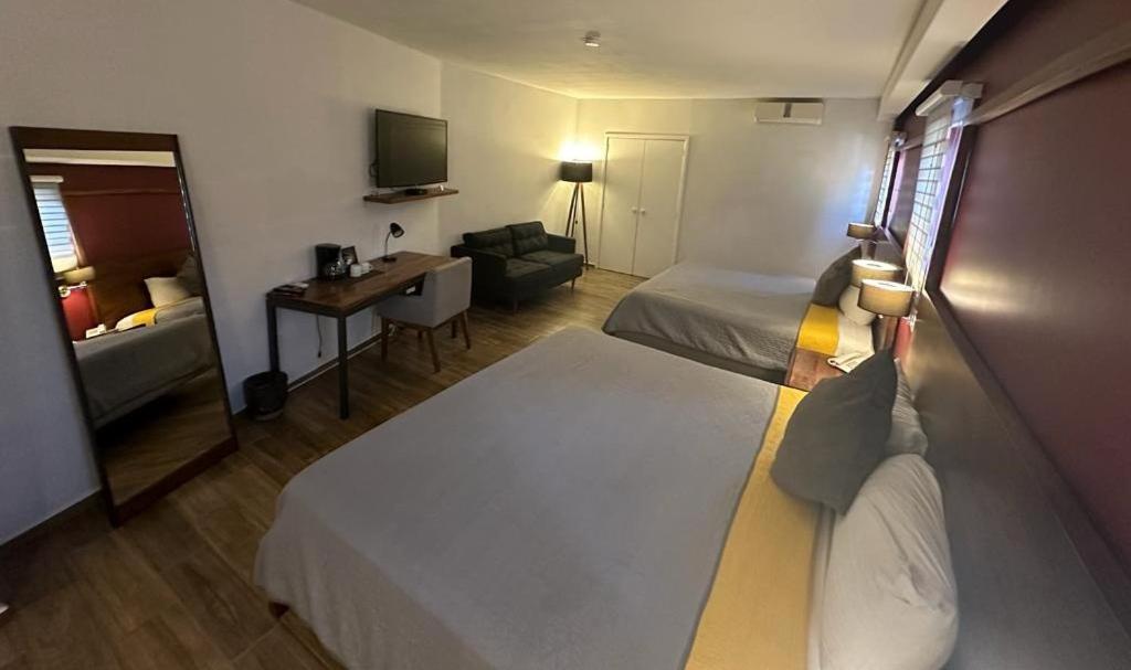 Hotel Boutique Abad Запопан Екстериор снимка