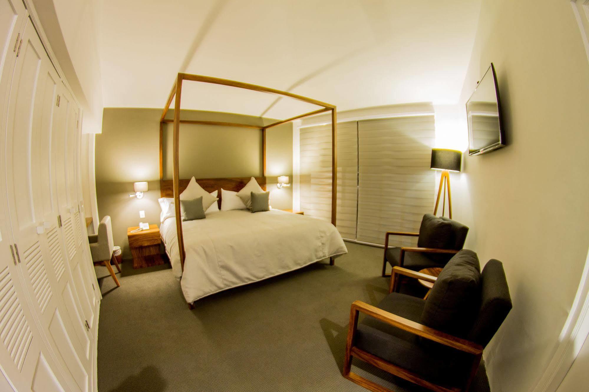 Hotel Boutique Abad Запопан Екстериор снимка